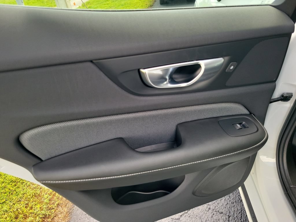 Certified 2024 Volvo S60 B5 Plus w/ Climate Package AWD/4WD image 13