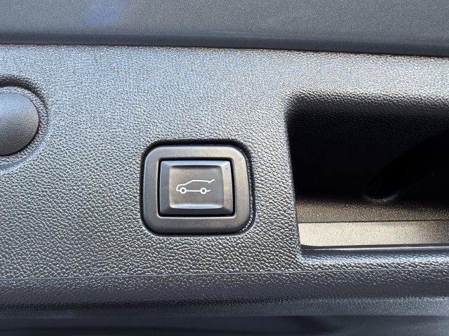 Certified 2024 Chevrolet Equinox LT AWD/4WD image 30
