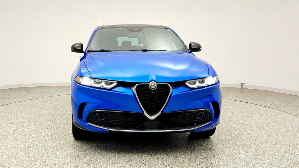Used 2024 Alfa Romeo Tonale Ti AWD/4WD image 2