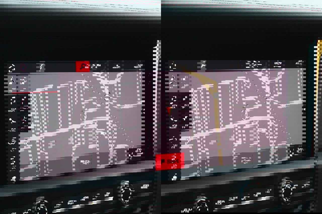 Used 2021 Porsche Macan GTS image 11