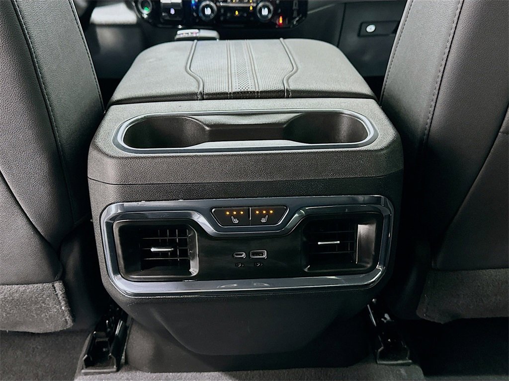 Used 2024 Chevrolet Silverado 1500 High Country w/ Technology Package image 27