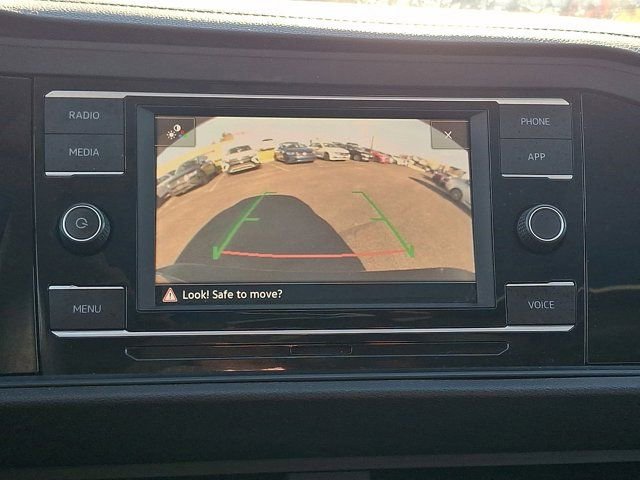 Certified 2023 Volkswagen Jetta SE w/ Panoramic Sunroof Package FWD image 23