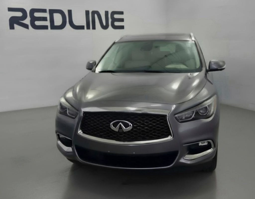 Used 2019 INFINITI QX60 Luxe w/ Essential Package AWD/4WD image 3