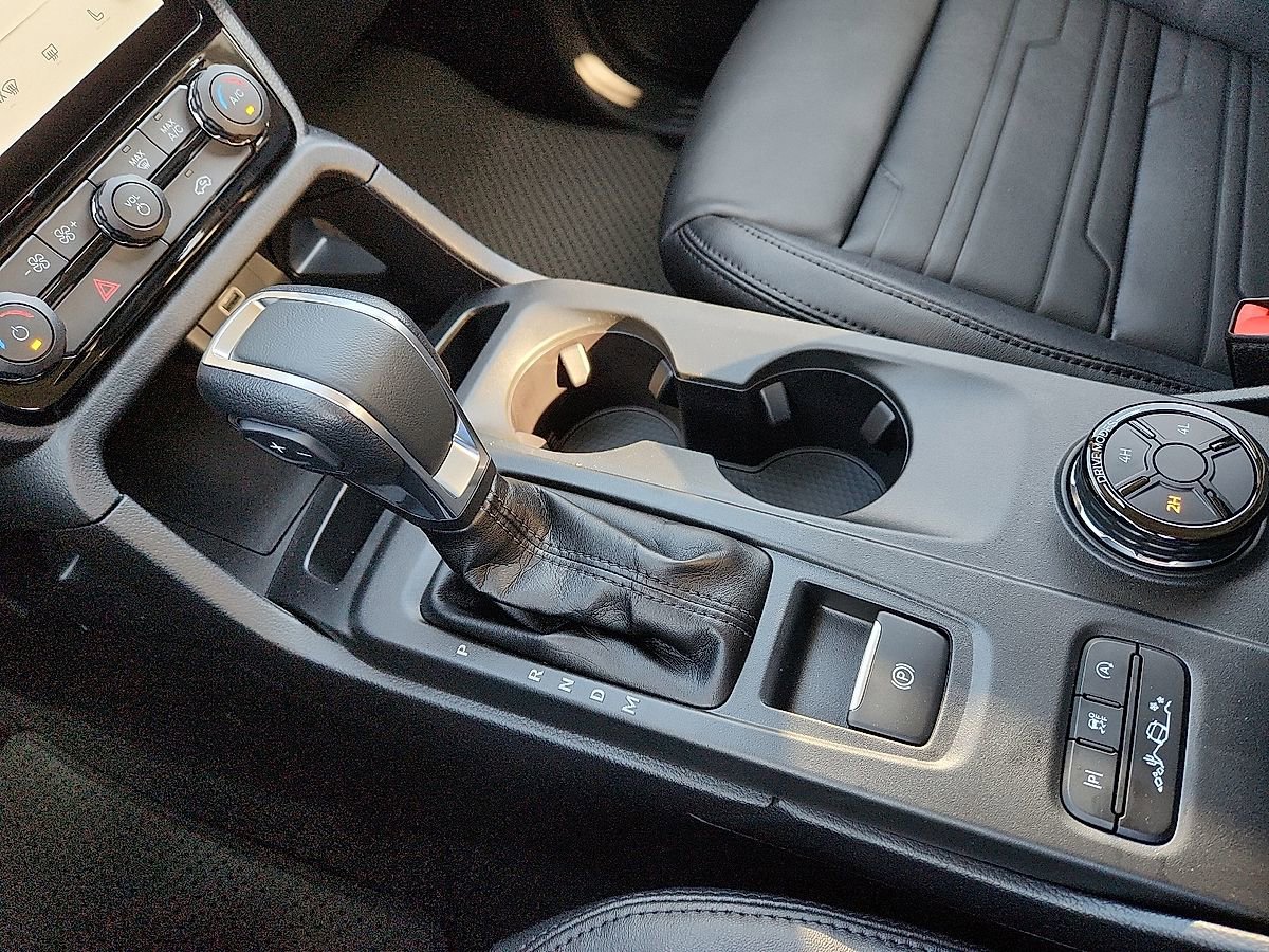 New 2025 Ford Ranger Lariat w/ FX4 Off-Road Package image 12