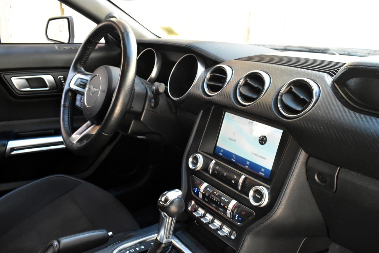 Used 2022 Ford Mustang Coupe RWD image 16