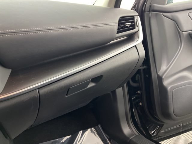 Used 2025 Nissan Rogue SV FWD image 36