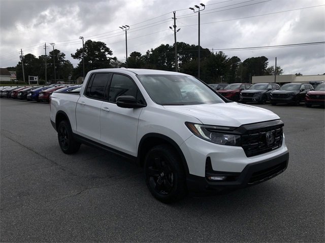 New 2026 Honda Ridgeline Black Edition image 2