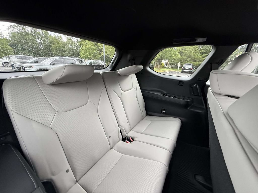 Used 2026 Lexus TX 350 AWD w/ Technology Package image 15