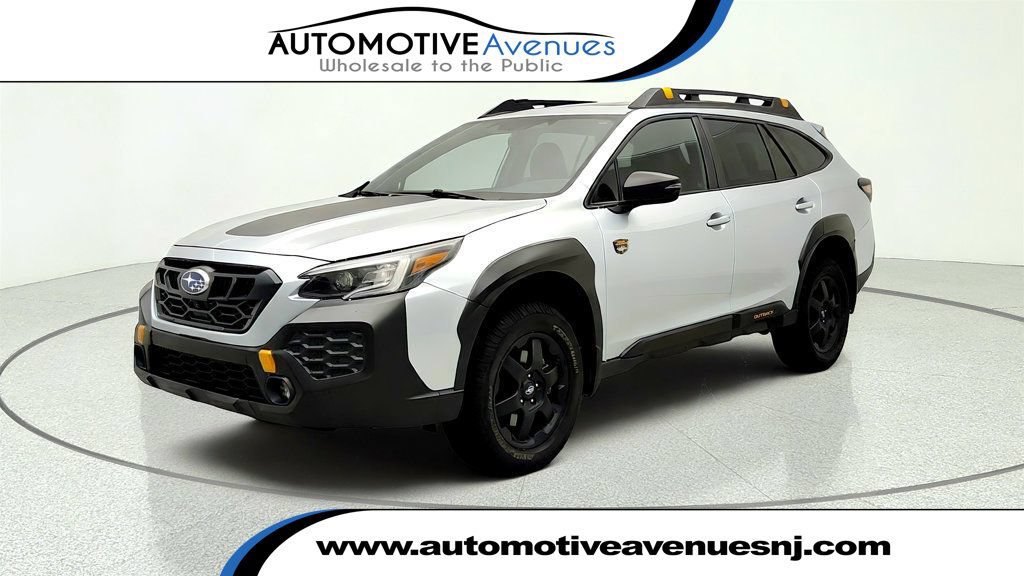 Used 2025 Subaru Outback Wilderness AWD/4WD image 1