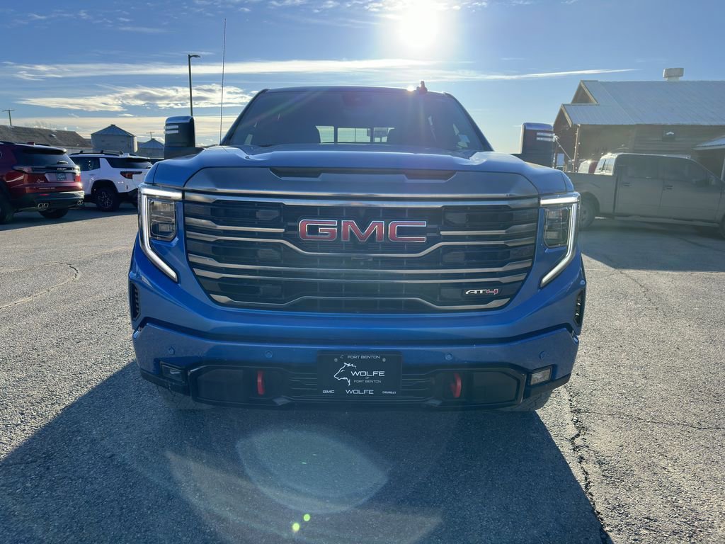 Used 2023 GMC Sierra 1500 AT4 w/ Technology Package image 2