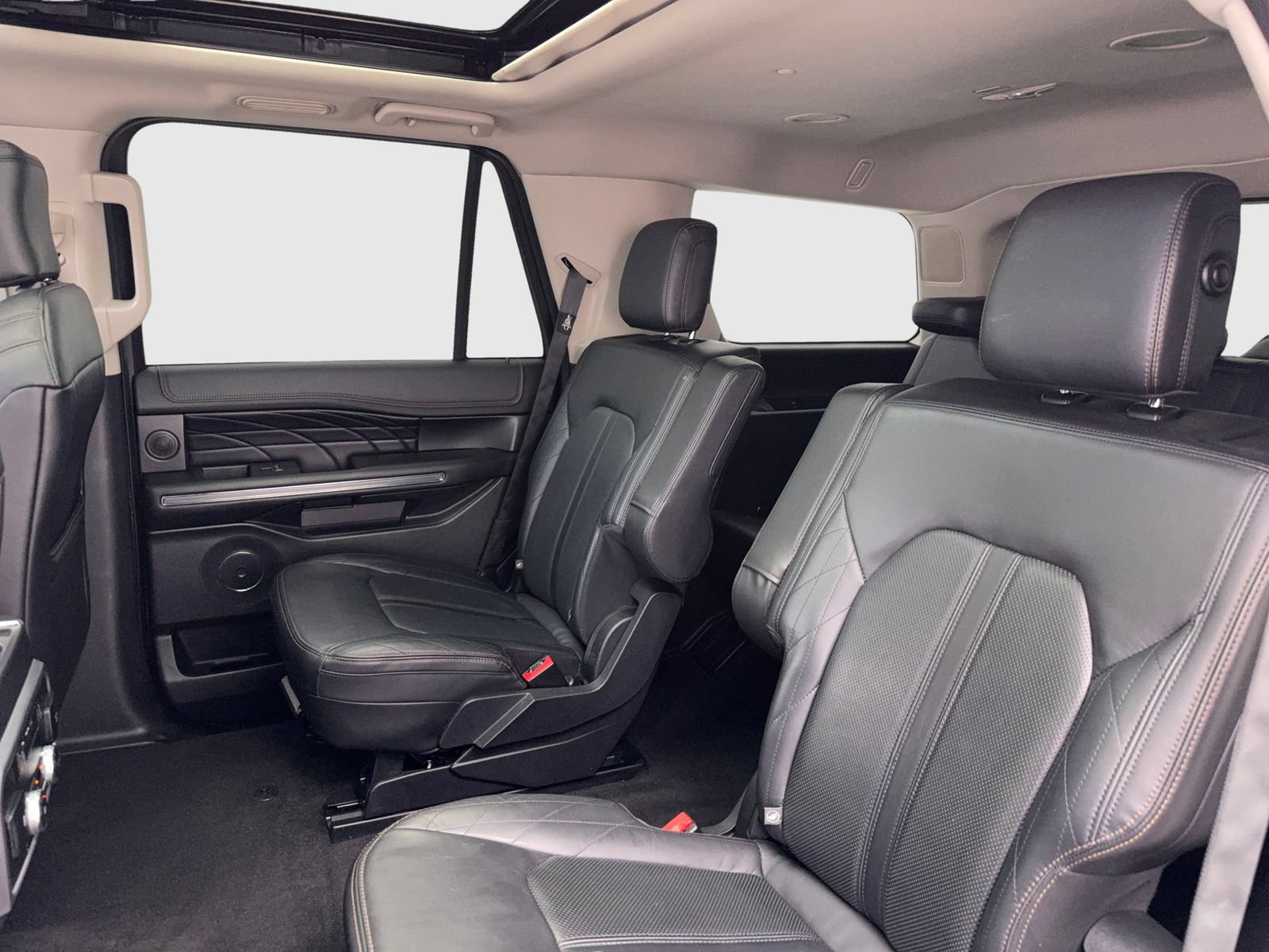 Used 2019 Ford Expedition Platinum RWD image 37