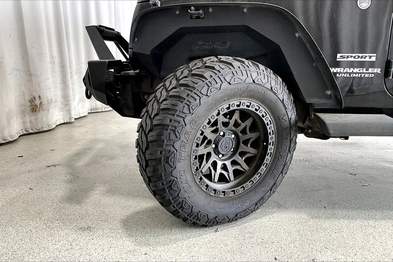 Used 2015 Jeep Wrangler Unlimited Sport image 20