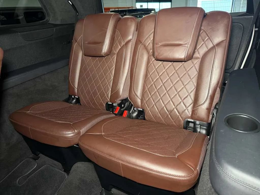 Used 2015 Mercedes-Benz GL 550 4MATIC image 19
