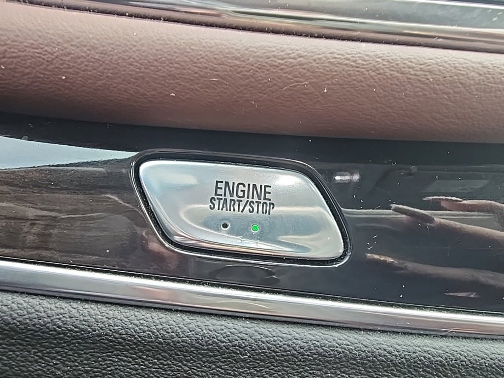 Used 2020 Buick Enclave Avenir w/ Avenir Technology Package image 27