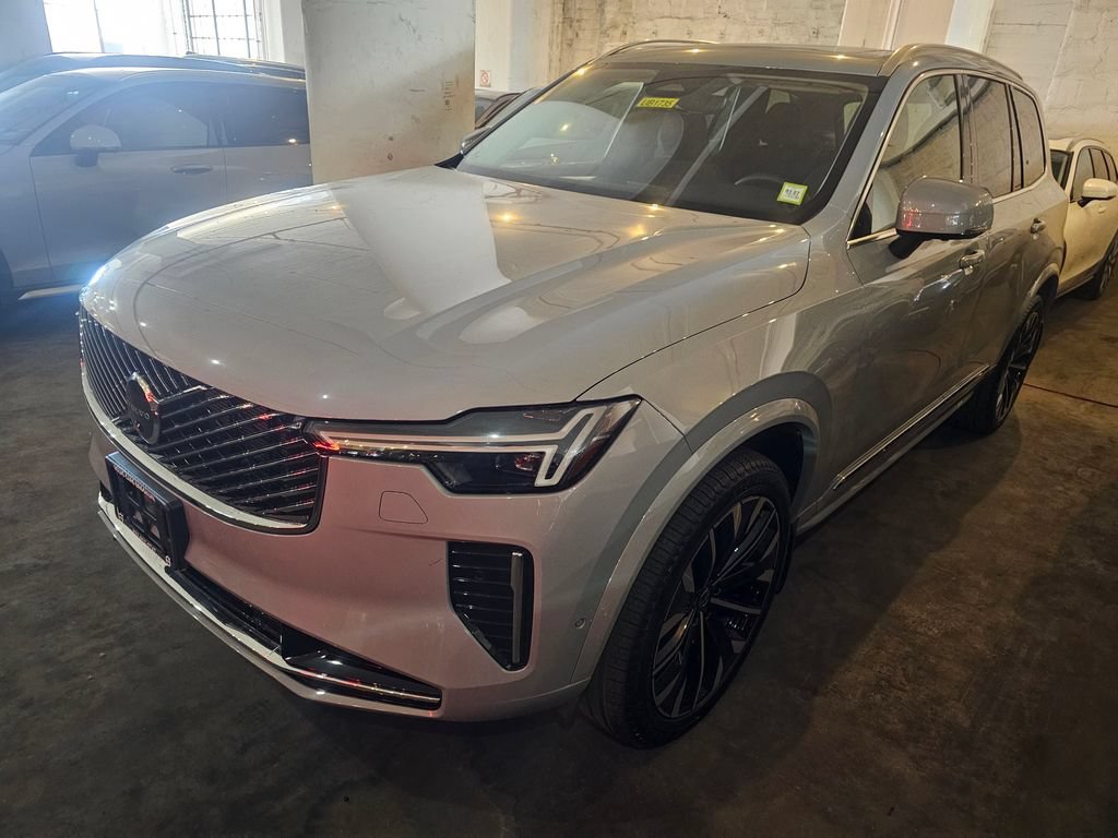 Certified 2026 Volvo XC90 B6 Plus w/ Protection Package