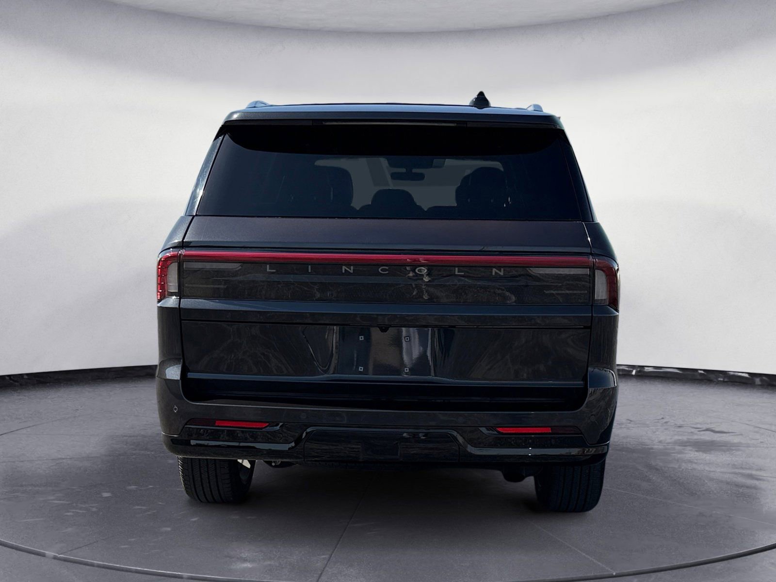 Certified 2025 Lincoln Navigator Reserve image 4