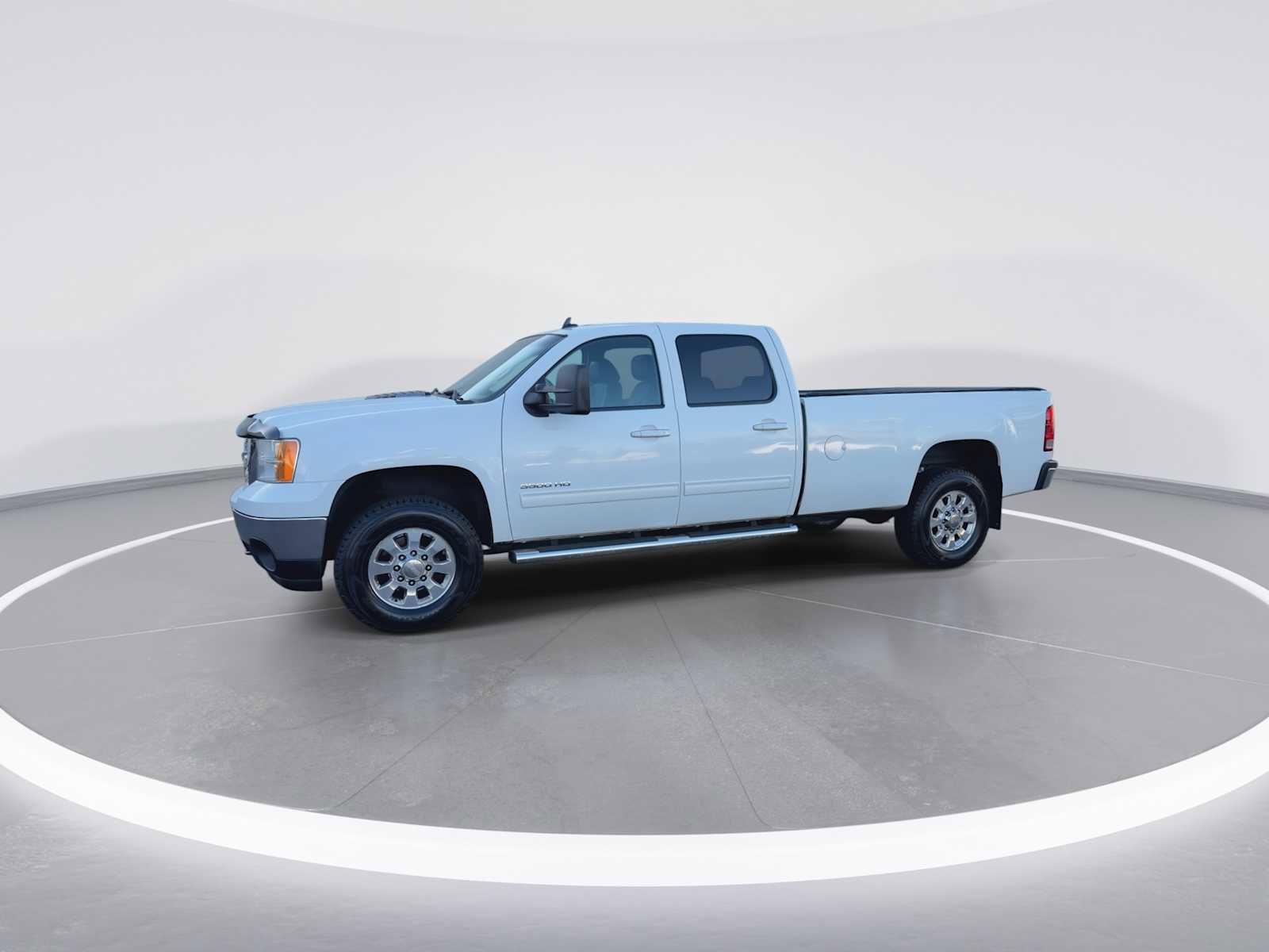 Used 2014 GMC Sierra 3500 SLT image 4