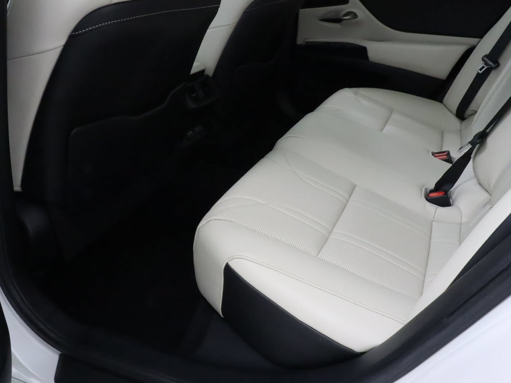 Used 2023 Lexus ES 350 Ultra Luxury w/ Accessory Package (Z2) FWD image 30