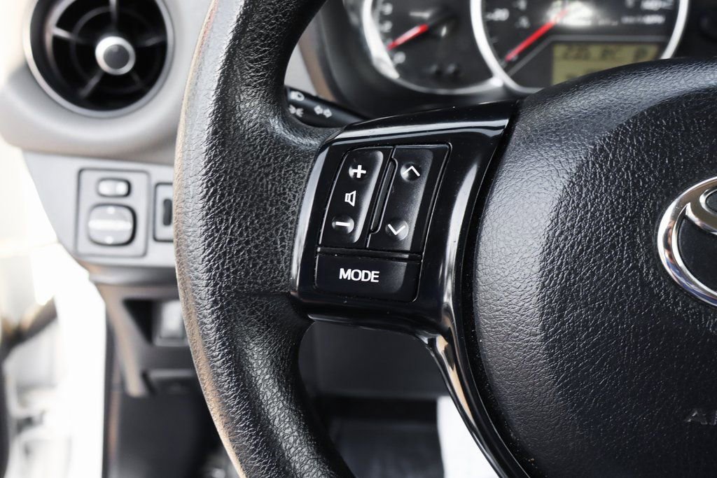 Used 2018 Toyota Yaris LE w/ Carpet Mat Package FWD image 25