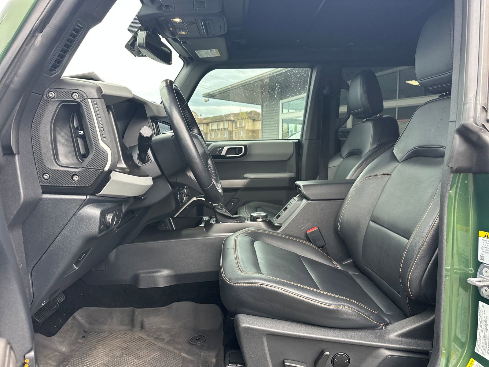 Used 2022 Ford Bronco Badlands image 10