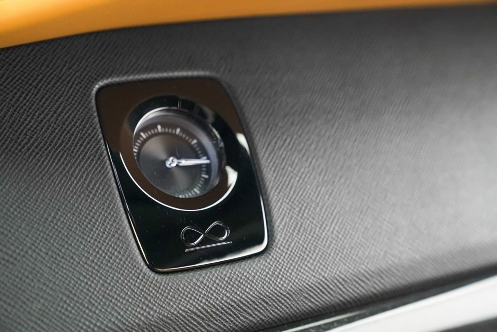 Certified 2024 Rolls-Royce Cullinan Black Badge w/ Driver's Package image 28