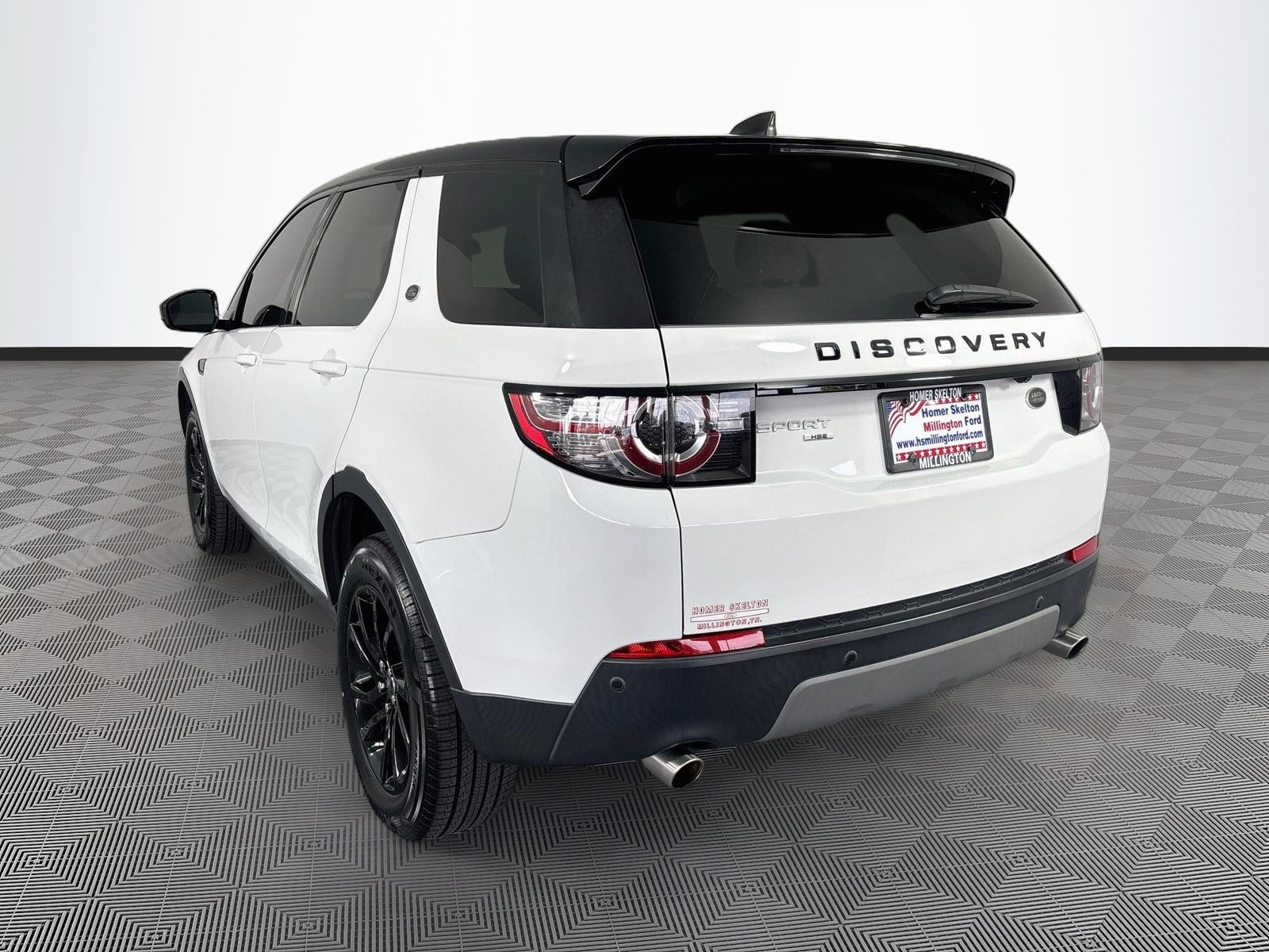 Used 2017 Land Rover Discovery Sport HSE AWD/4WD image 5