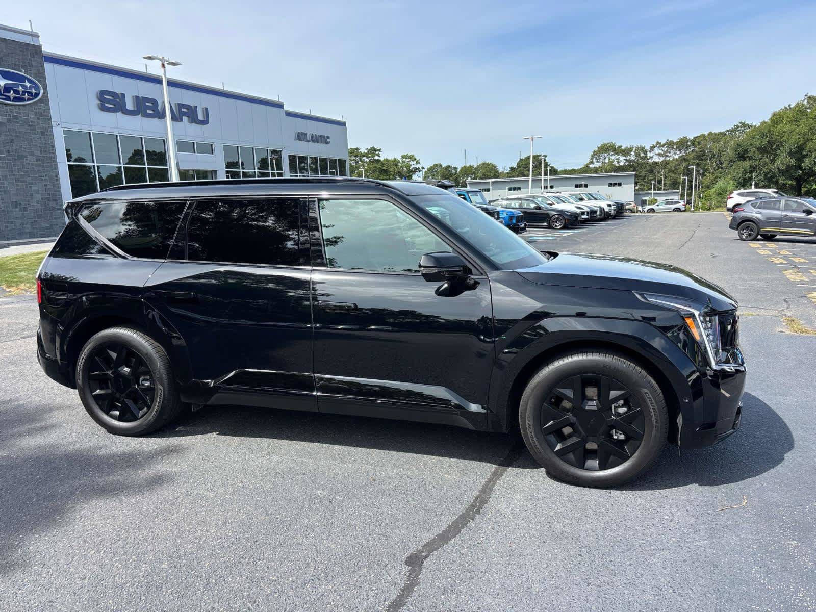 Used 2026 Kia EV9 Land w/ Nightfall Edition Package AWD/4WD image 2