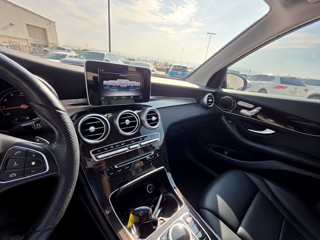 Used 2019 Mercedes-Benz GLC 300 image 7