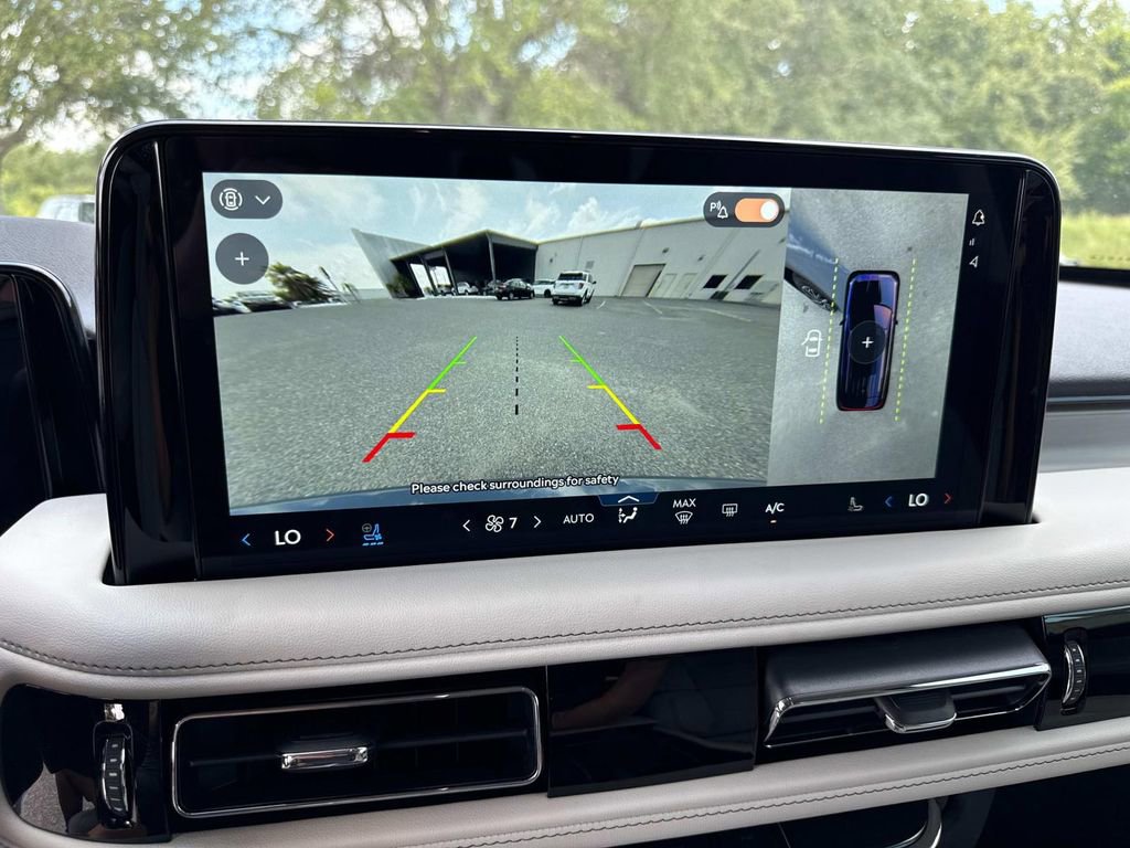 New 2025 Lincoln Aviator Reserve image 24