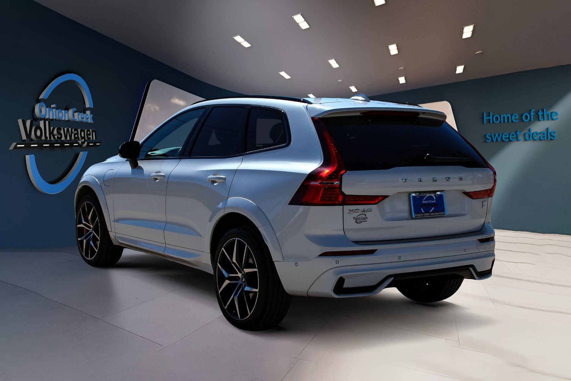 Used 2022 Volvo XC60 T8 Polestar w/ Protection Package Premier AWD/4WD image 6