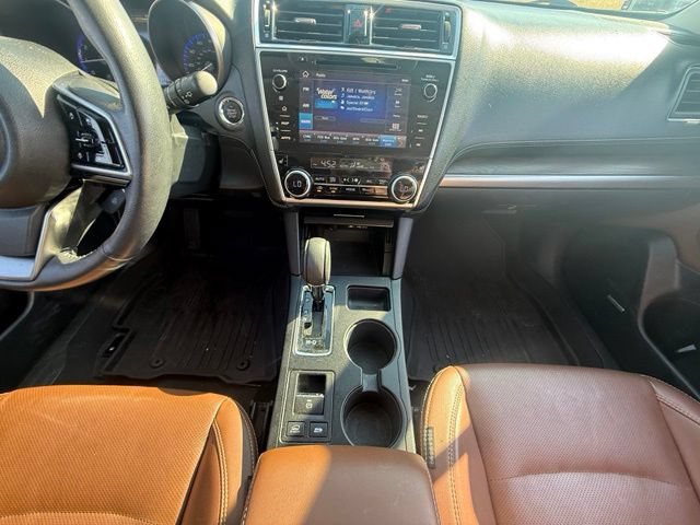 Used 2019 Subaru Outback 2.5i Touring AWD/4WD image 16