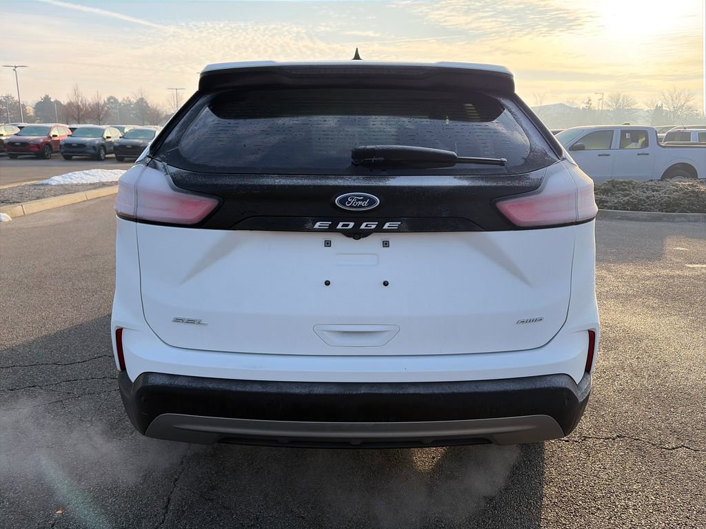 Used 2024 Ford Edge SEL w/ Convenience Package image 6