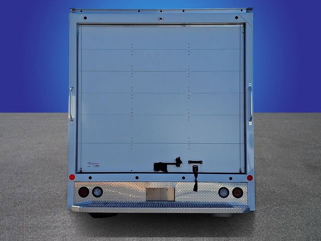 Used 2024 Ford E-450 and Econoline 450 Super Duty w/ Driver's Safety Package image 5
