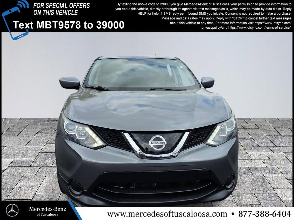 Used 2019 Nissan Rogue Sport S image 2