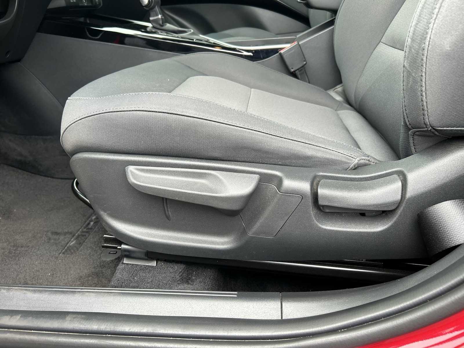 Used 2024 Kia Niro LX FWD image 14