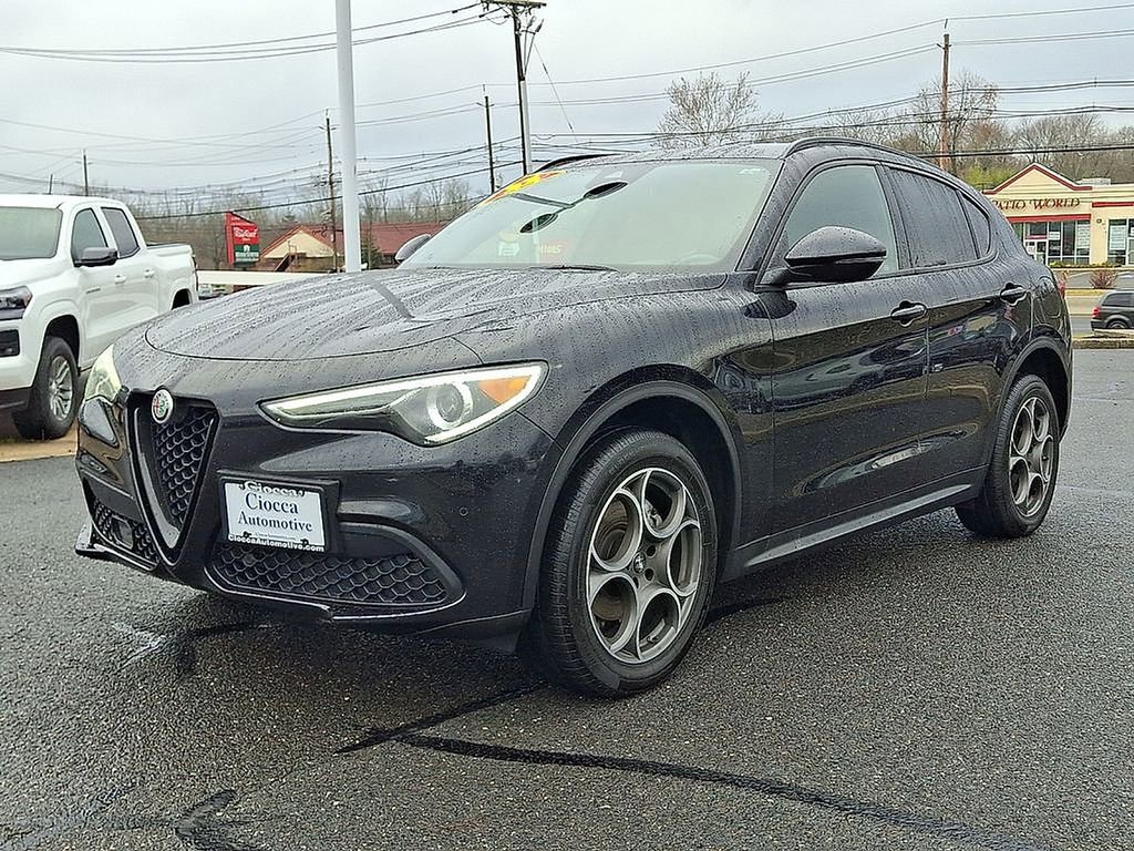 Used 2022 Alfa Romeo Stelvio Sprint AWD/4WD image 7