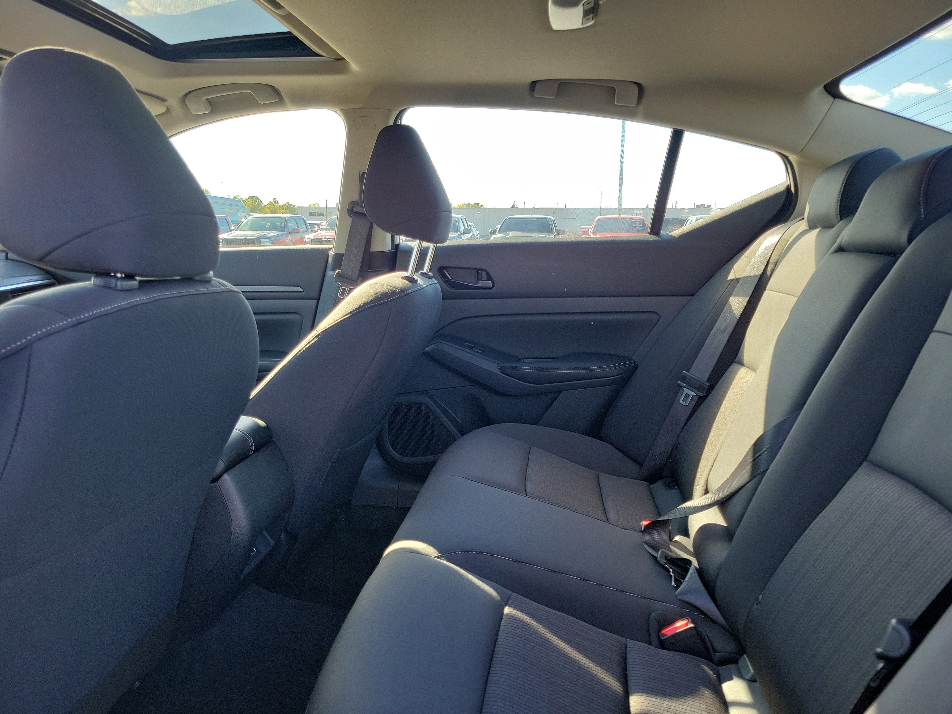 New 2025 Nissan Altima 2.5 SV w/ SV Premium Package image 11