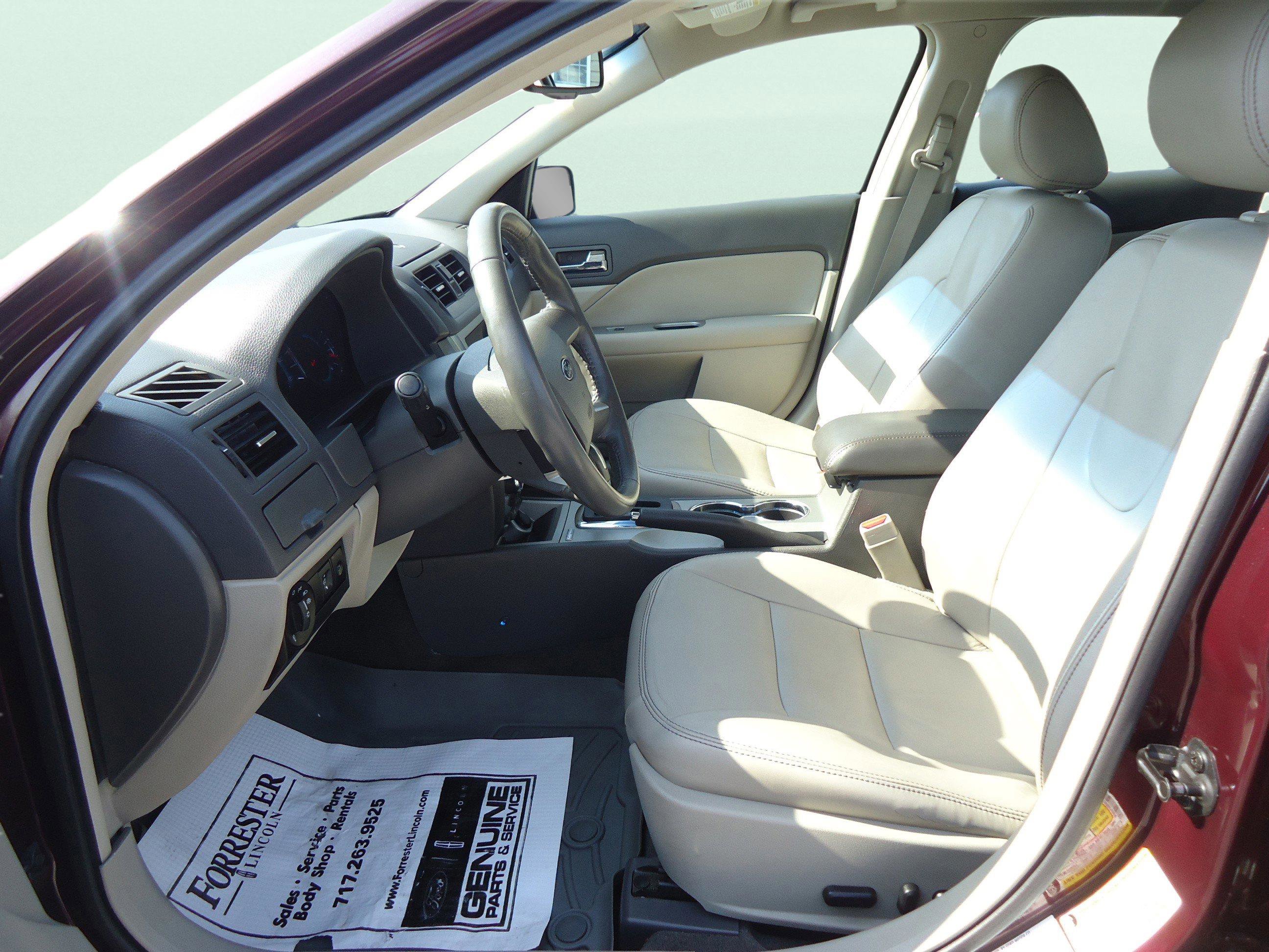 Used 2011 Ford Fusion SEL FWD image 18