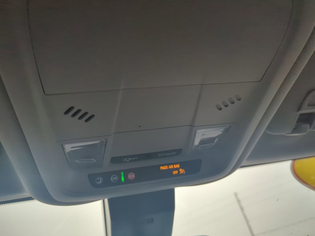 Used 2023 Chevrolet Equinox LS image 40