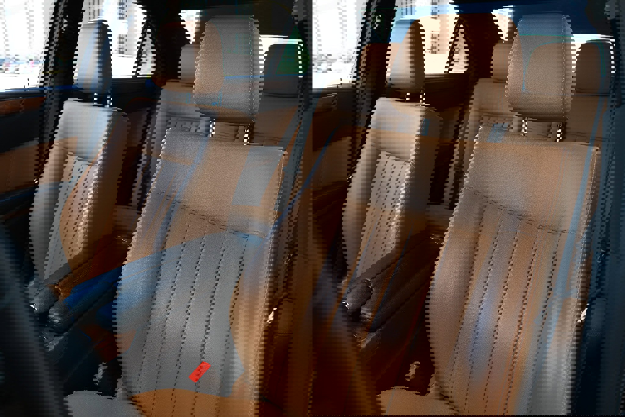 Used 2011 Mercedes-Benz E 350 Sedan image 9