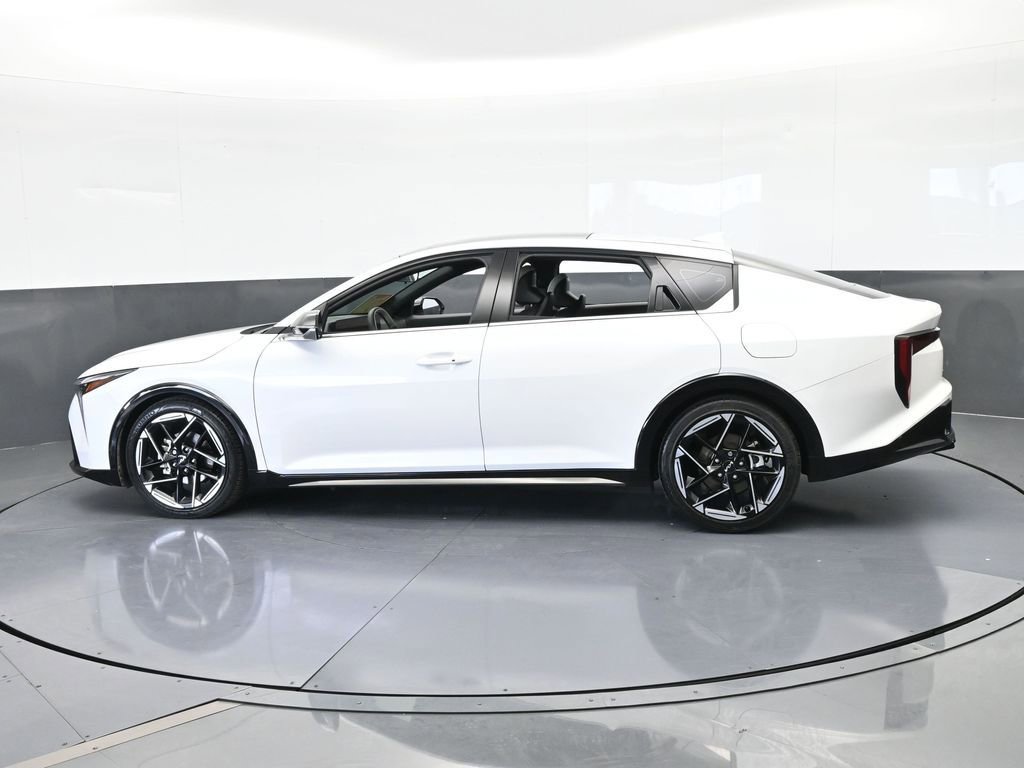 Used 2025 Kia K4 GT-Line w/ GT-Line Premium Package image 3