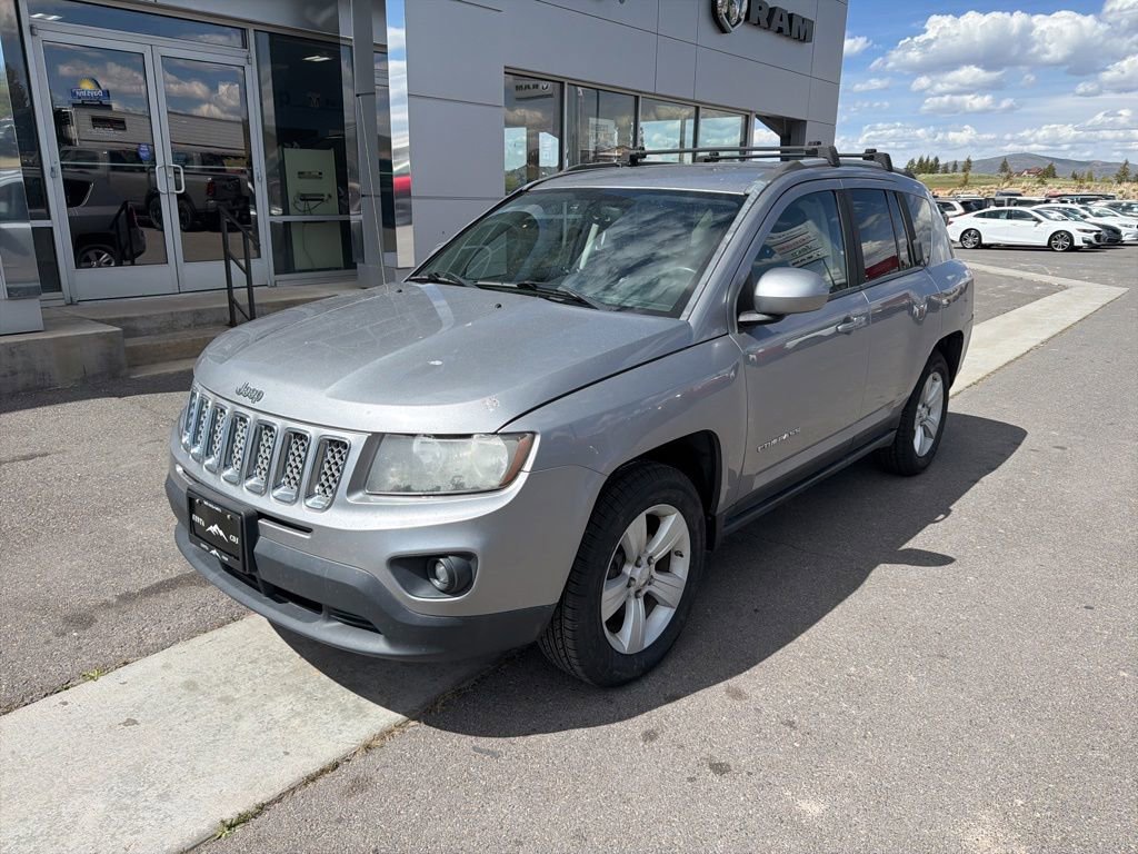 Used 2016 Jeep Compass Latitude AWD/4WD image 1