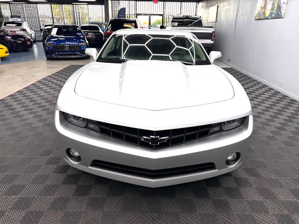 Used 2011 Chevrolet Camaro LT RWD image 6