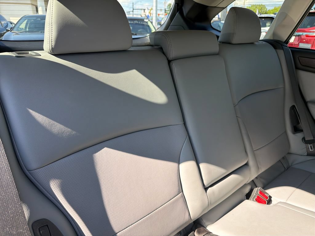 Used 2019 Subaru Outback 2.5i Limited AWD/4WD image 35