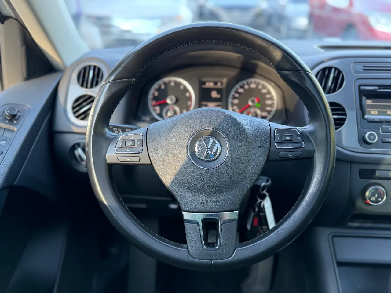 Used 2013 Volkswagen Tiguan S FWD image 46