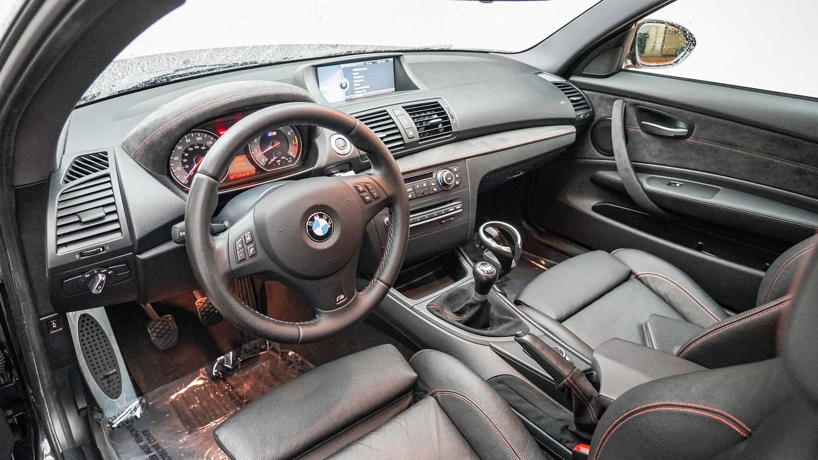 Used 2011 BMW 1 Series M image 12
