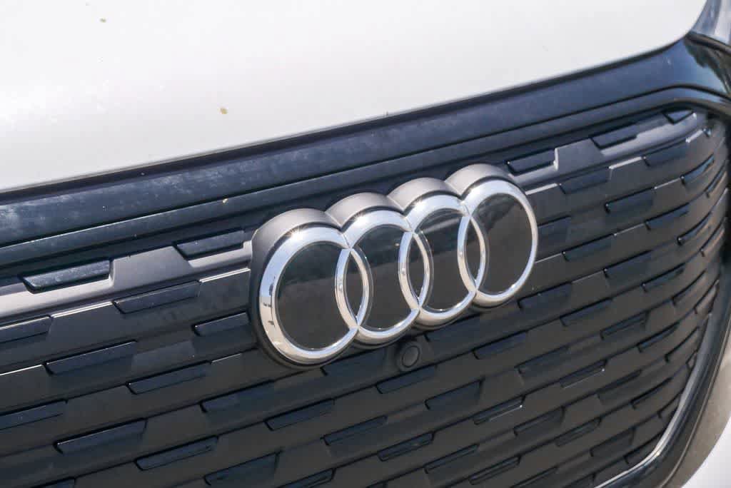 Used 2024 Audi Q4 e-tron Premium Plus w/ Premium Plus AWD/4WD image 5