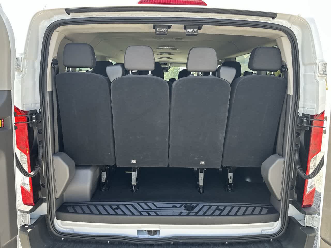Used 2025 Ford Transit 350 XLT RWD image 28
