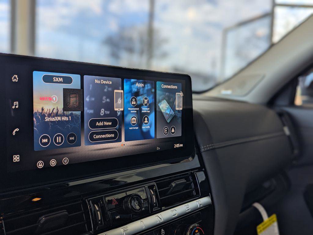 New 2026 Nissan Pathfinder Platinum AWD/4WD image 18