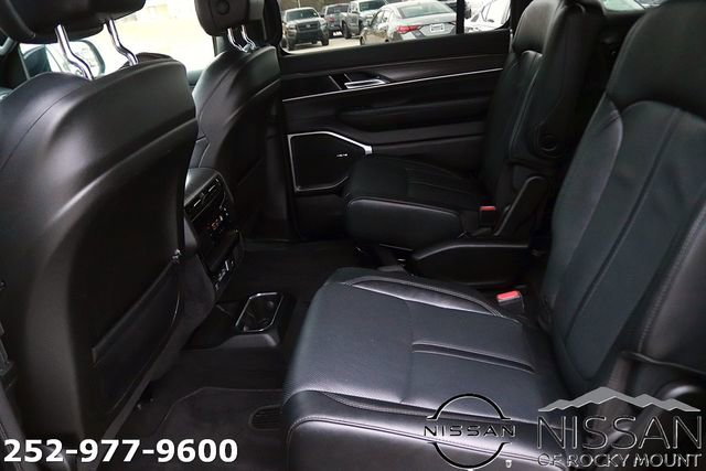 Used 2024 Jeep Wagoneer Series II image 16